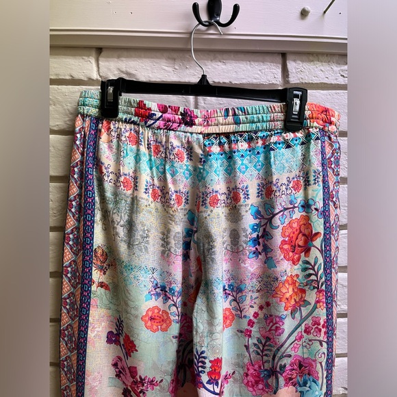 NWT Tolani Collection Rosaleen Wide Leg Floral Print Pants Size Medium - Picture 7 of 15
